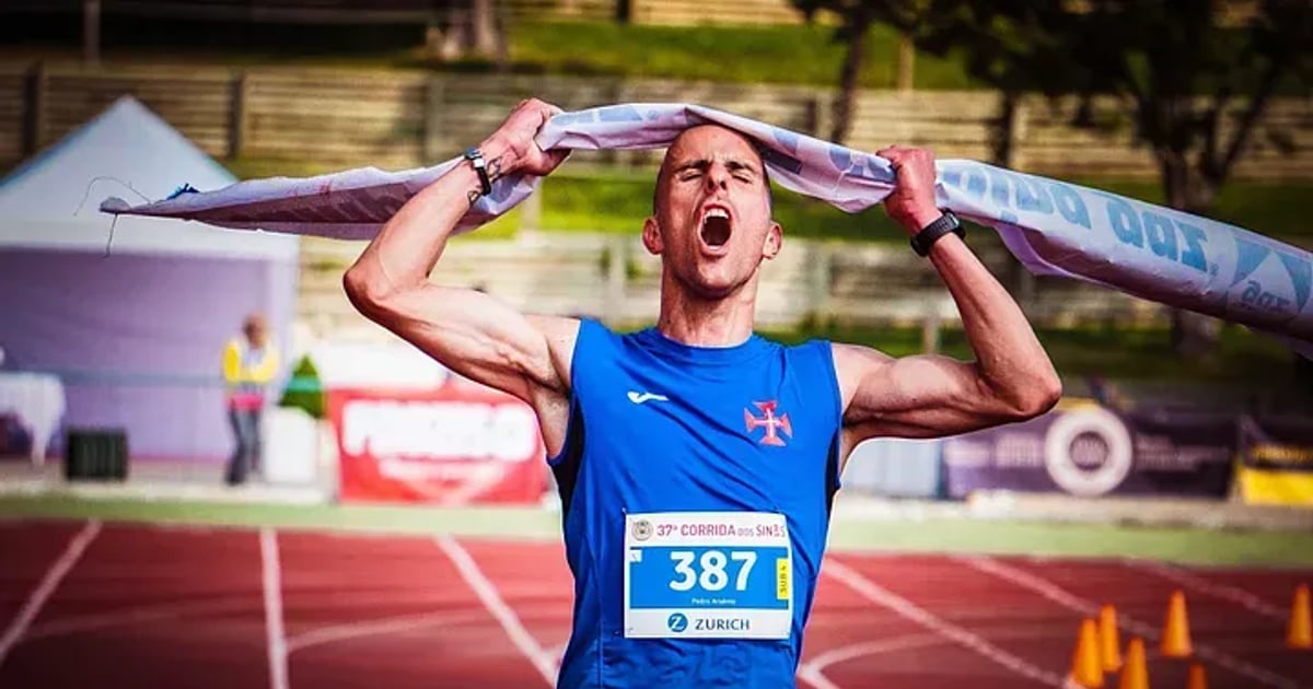 Runner finishing in finish line - 5 Reasons Why Side-Projects Never Get Finished
